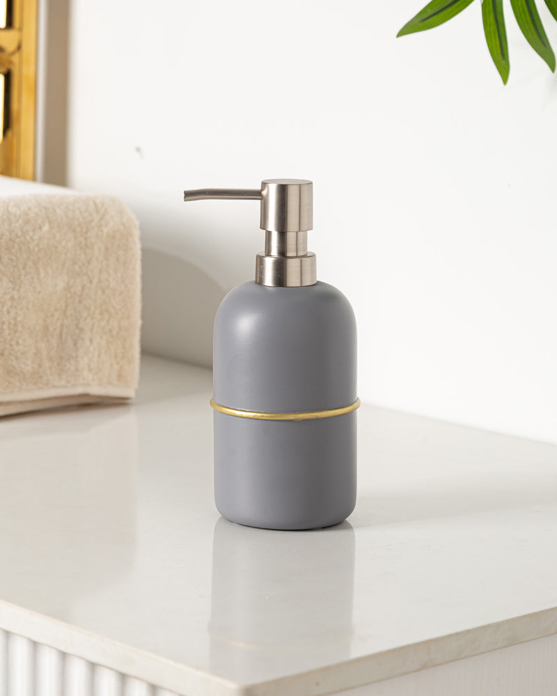 Luxurious Polyresin Bath Set Grey, The best Gifting Choice Pano