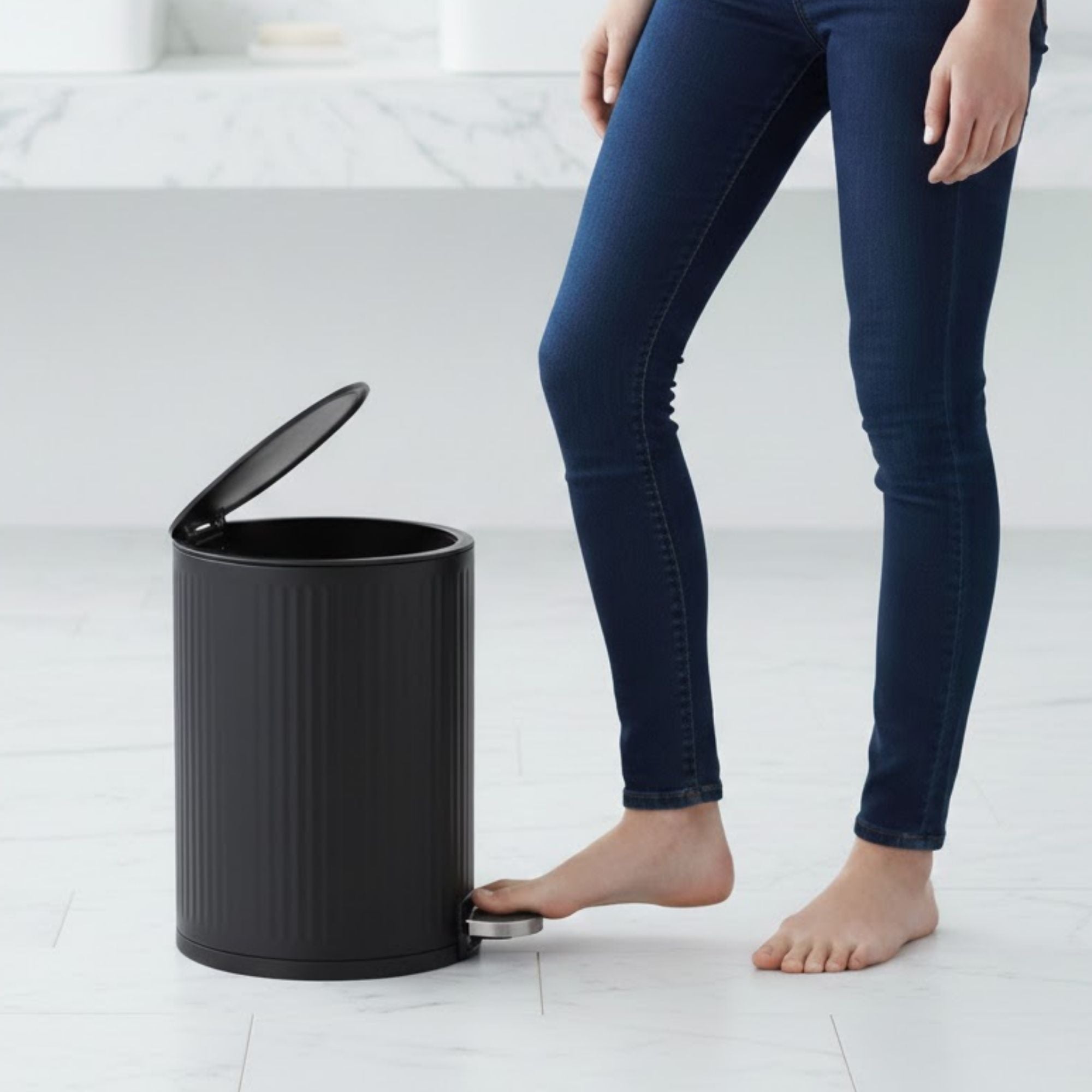 Nexa Stainless Steel Step Bin 3 Litre - Pano