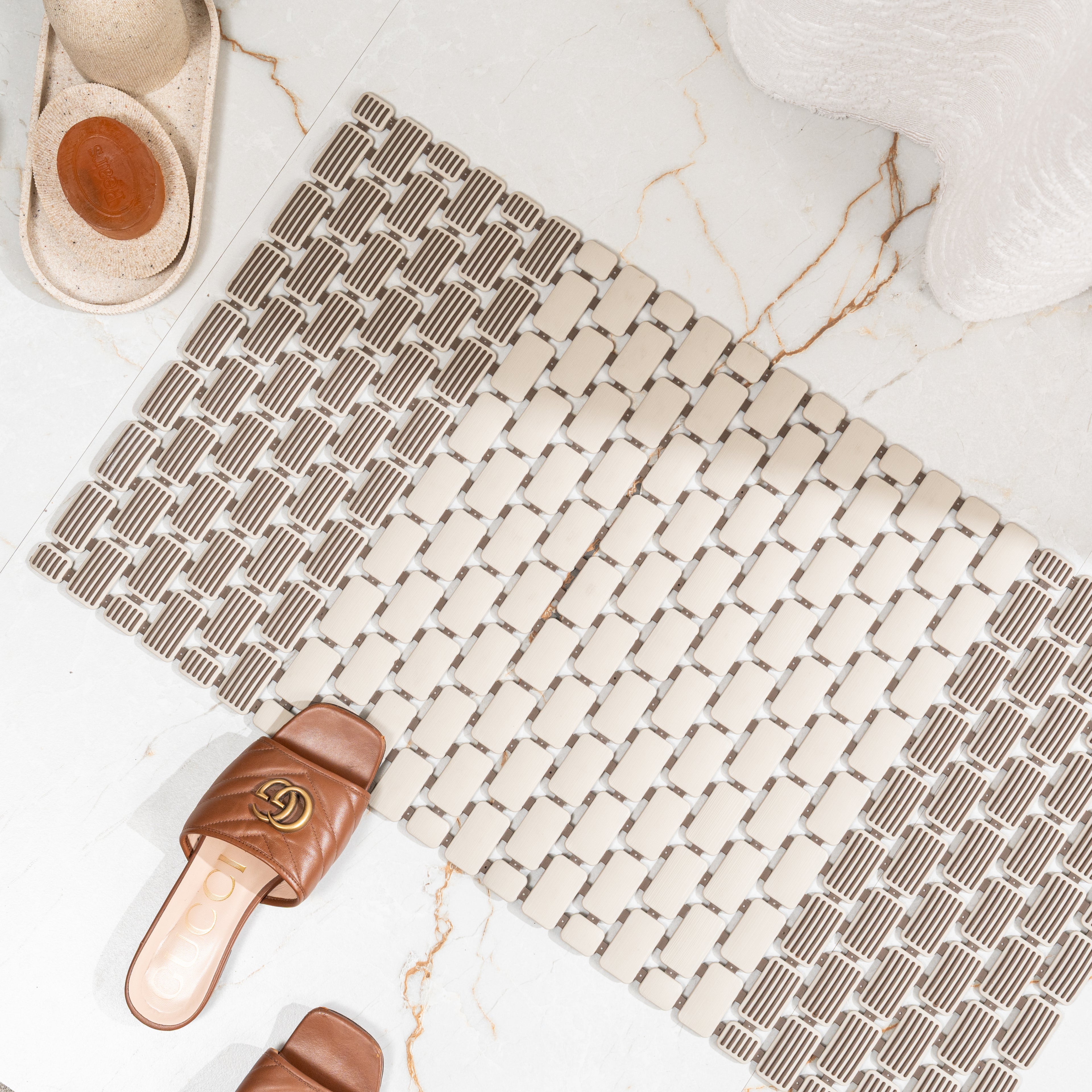 Drizzle Anti Slip Shower Mat - Pano