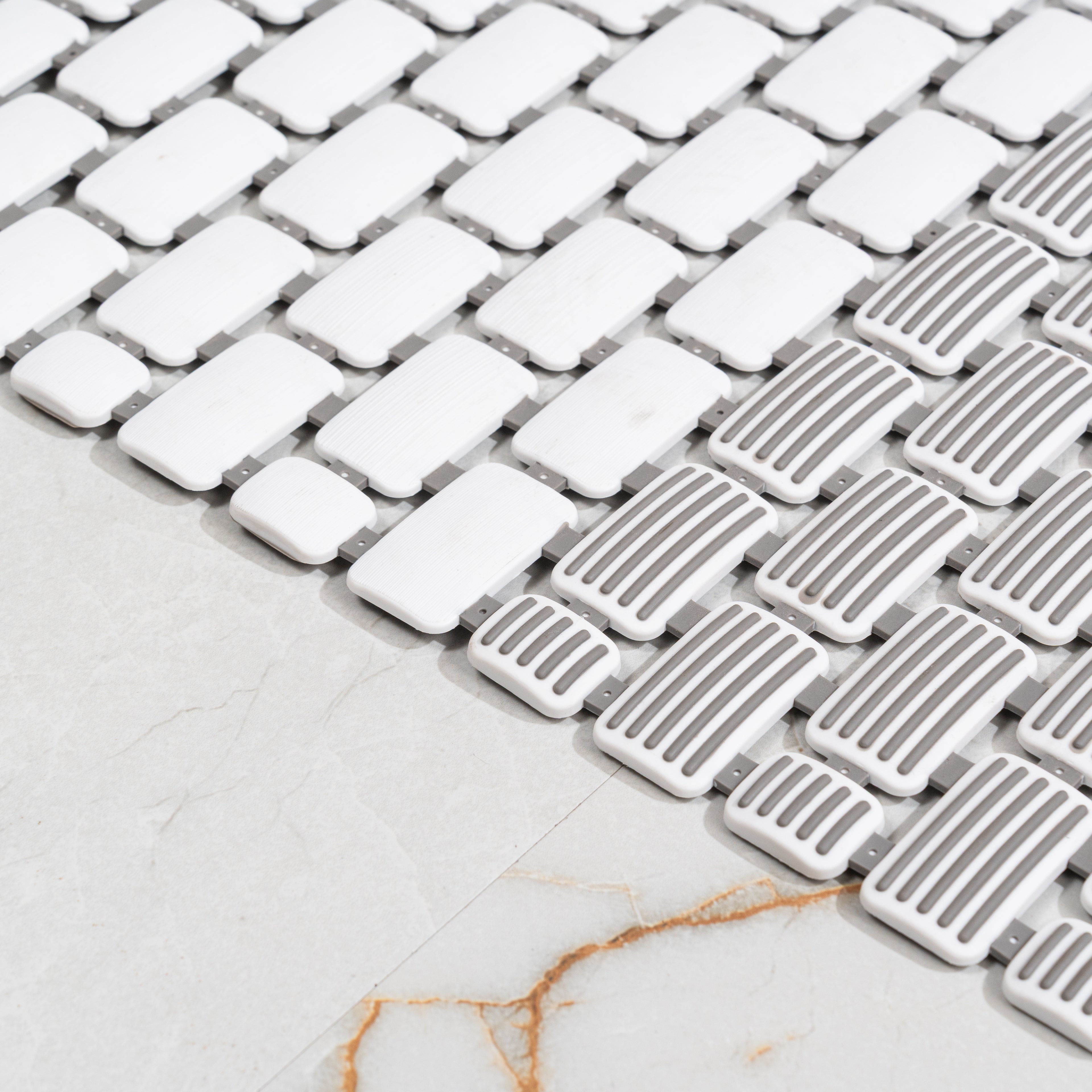 Drizzle Anti Slip Shower Mat - Pano