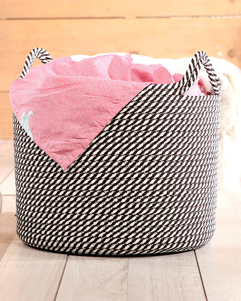 Utility Crest Polypropylene Textured Basket Pano