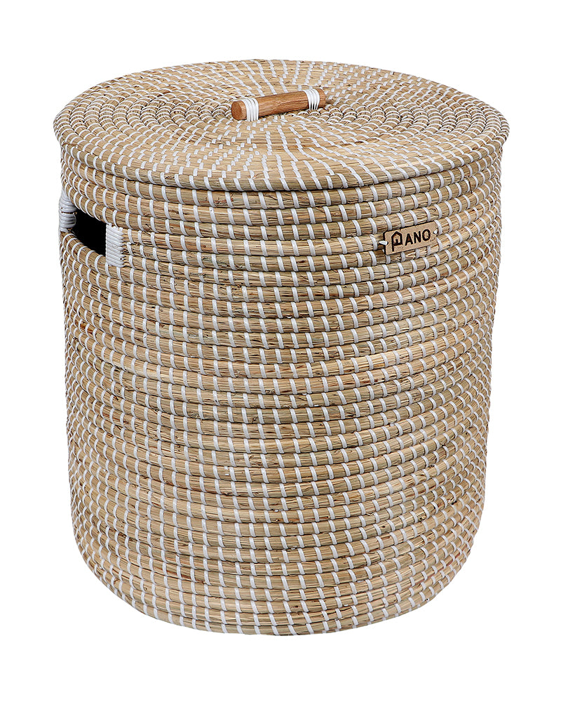 Vintage Sea Grass Basket with Lid Pano