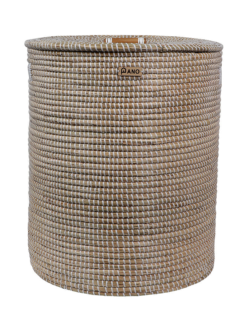 Vintage Sea Grass Basket with Lid Pano