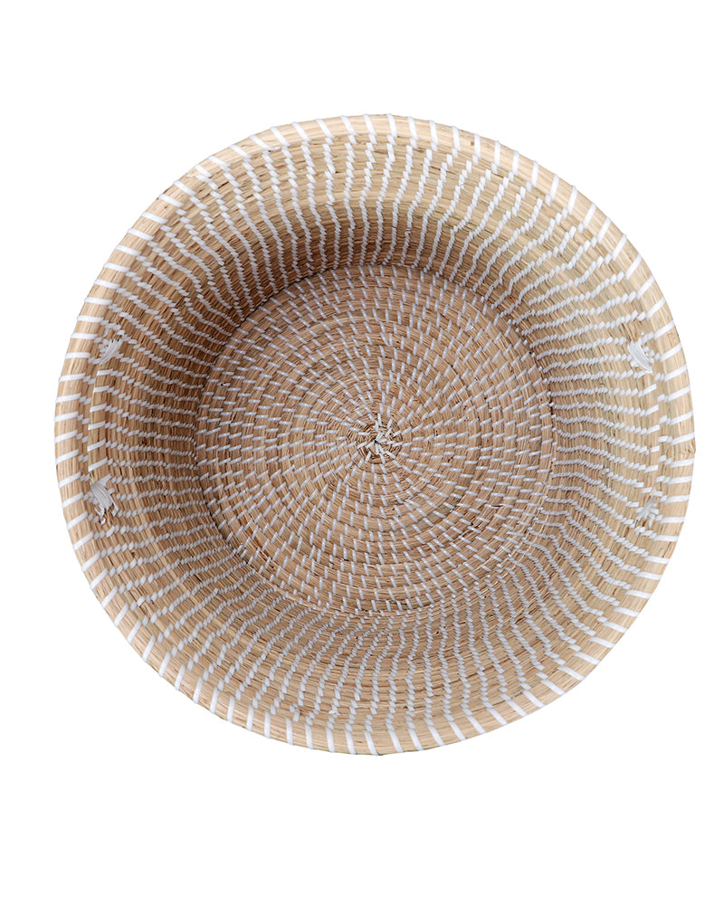 Vintage Sea Grass Basket with Lid Pano