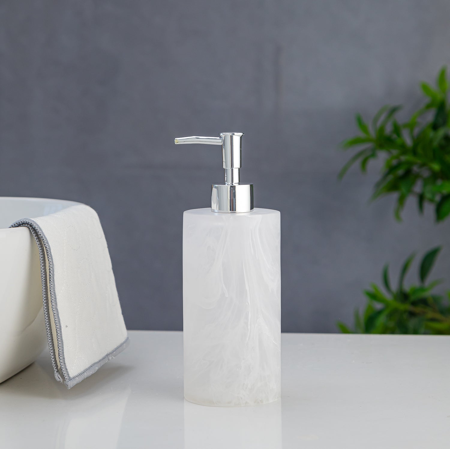 Exclusive Polyresin Soap Dispenser for Handwash for Bathroom Snow Marble - Pano