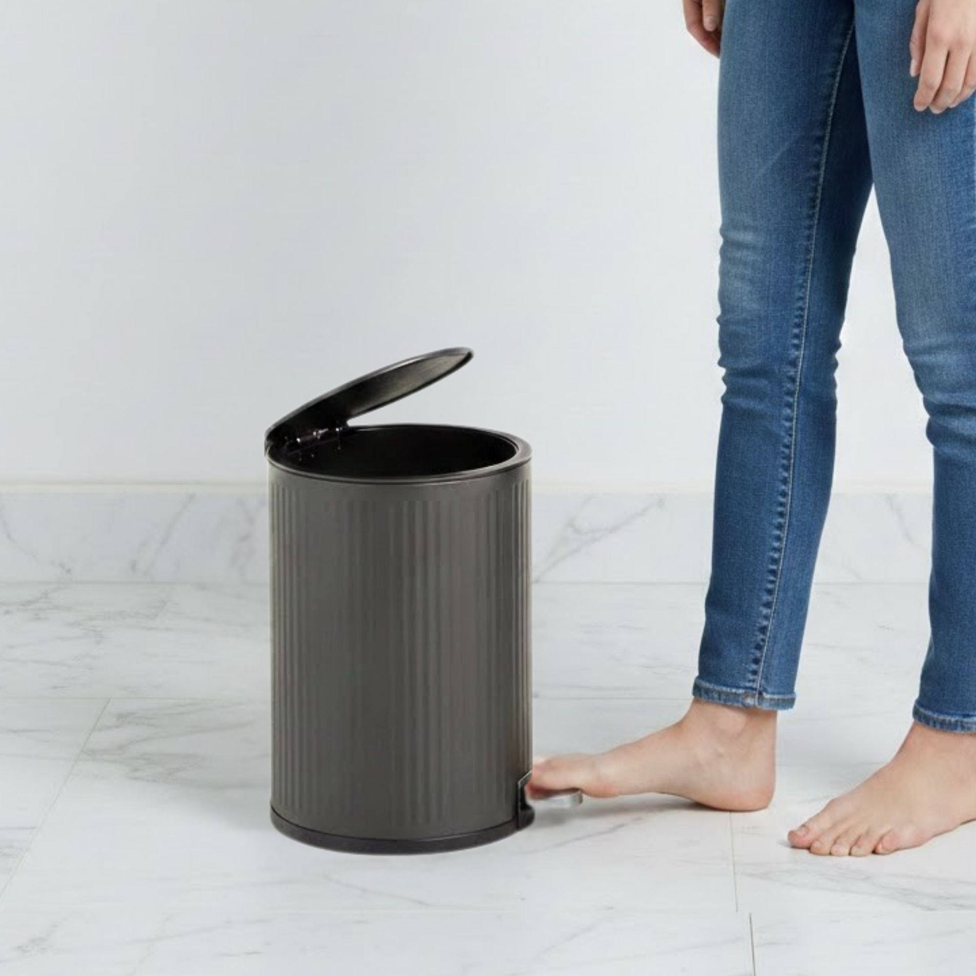 Nexa Stainless Steel Step Bin 3 Litre - Pano