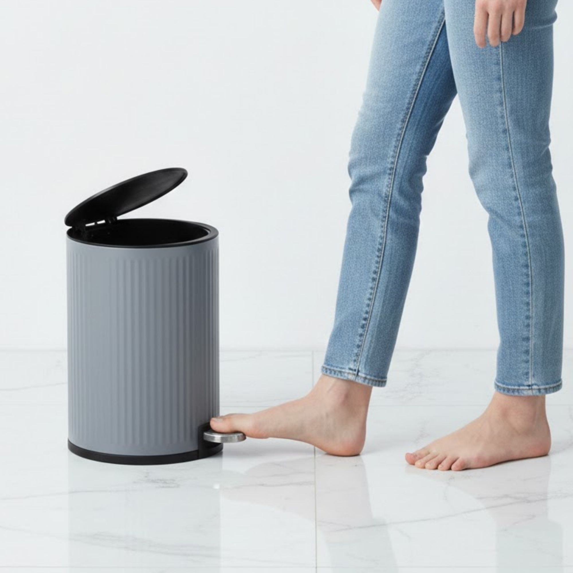 Nexa Stainless Steel Step Bin 3 Litre - Pano