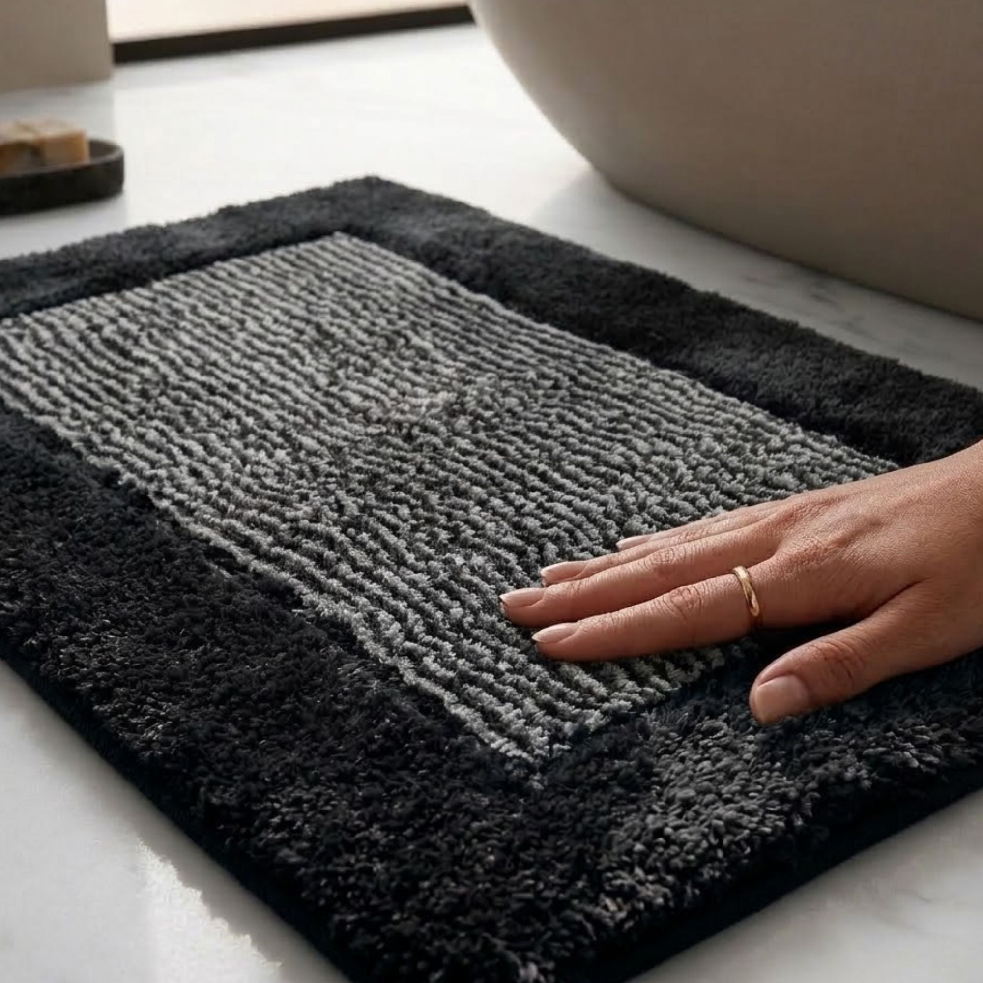 Bold Frame Microfiber Anti Skid Bathmat - Pano