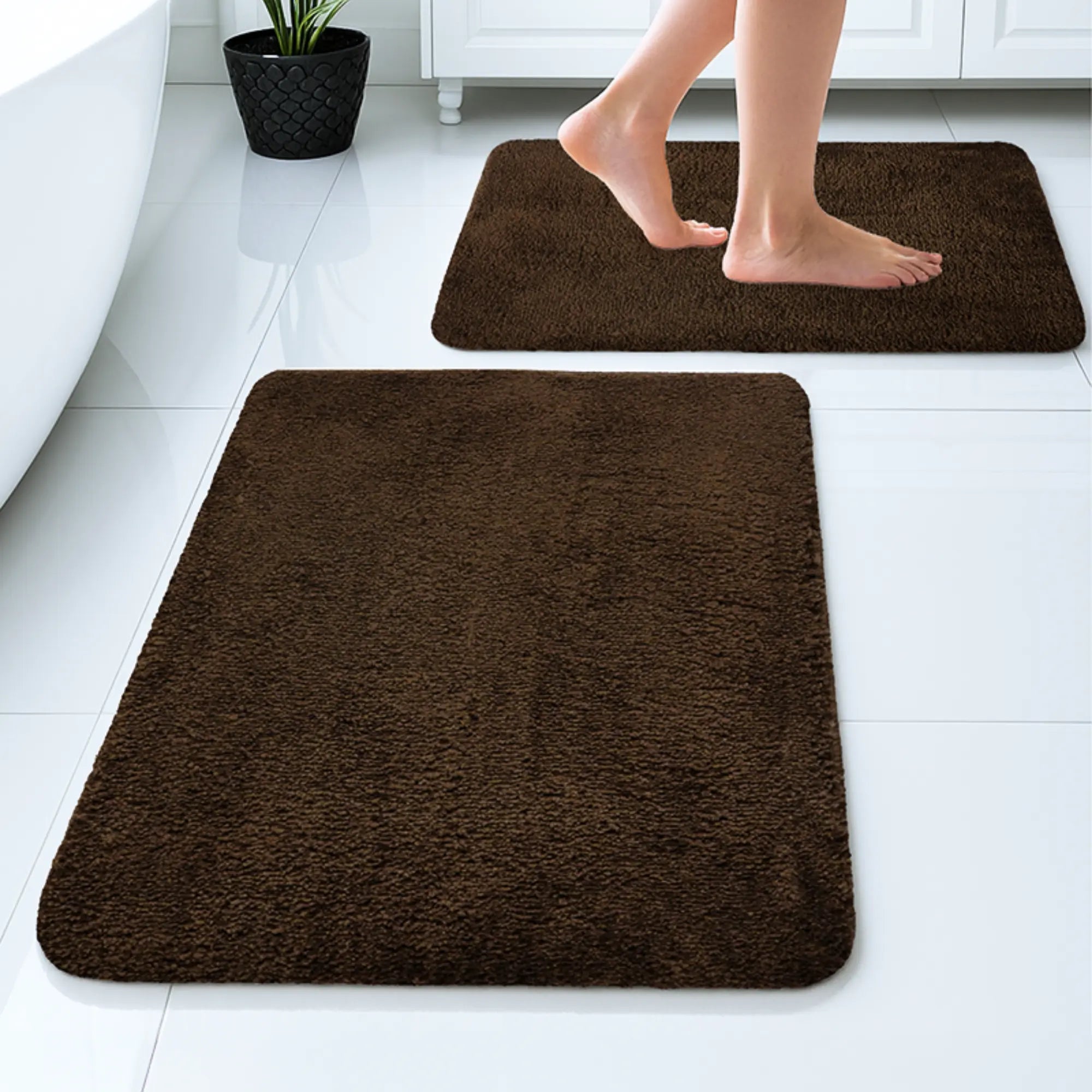 Maples Microfiber Anti Skid Super Absorbent Chocolate Bathmat Set of 2