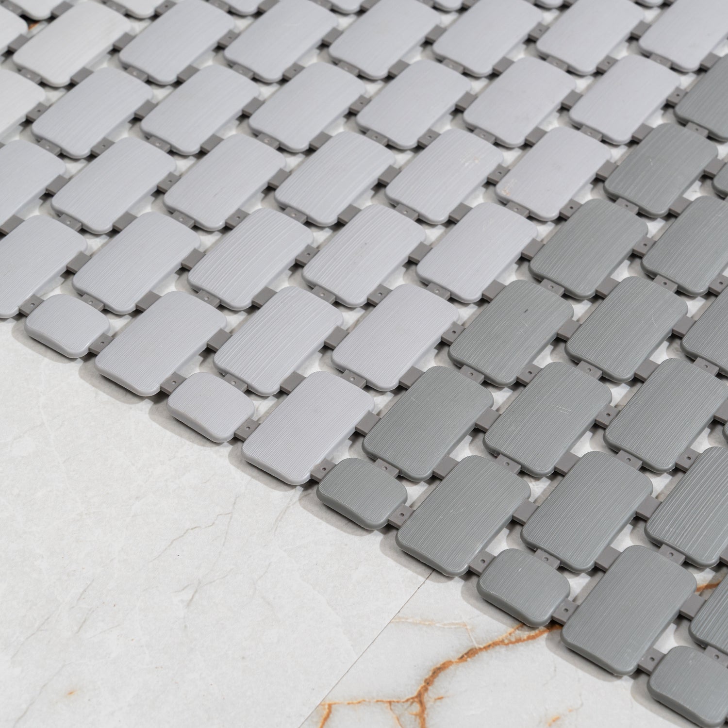 Drizzle Anti Slip Shower Mat - Pano