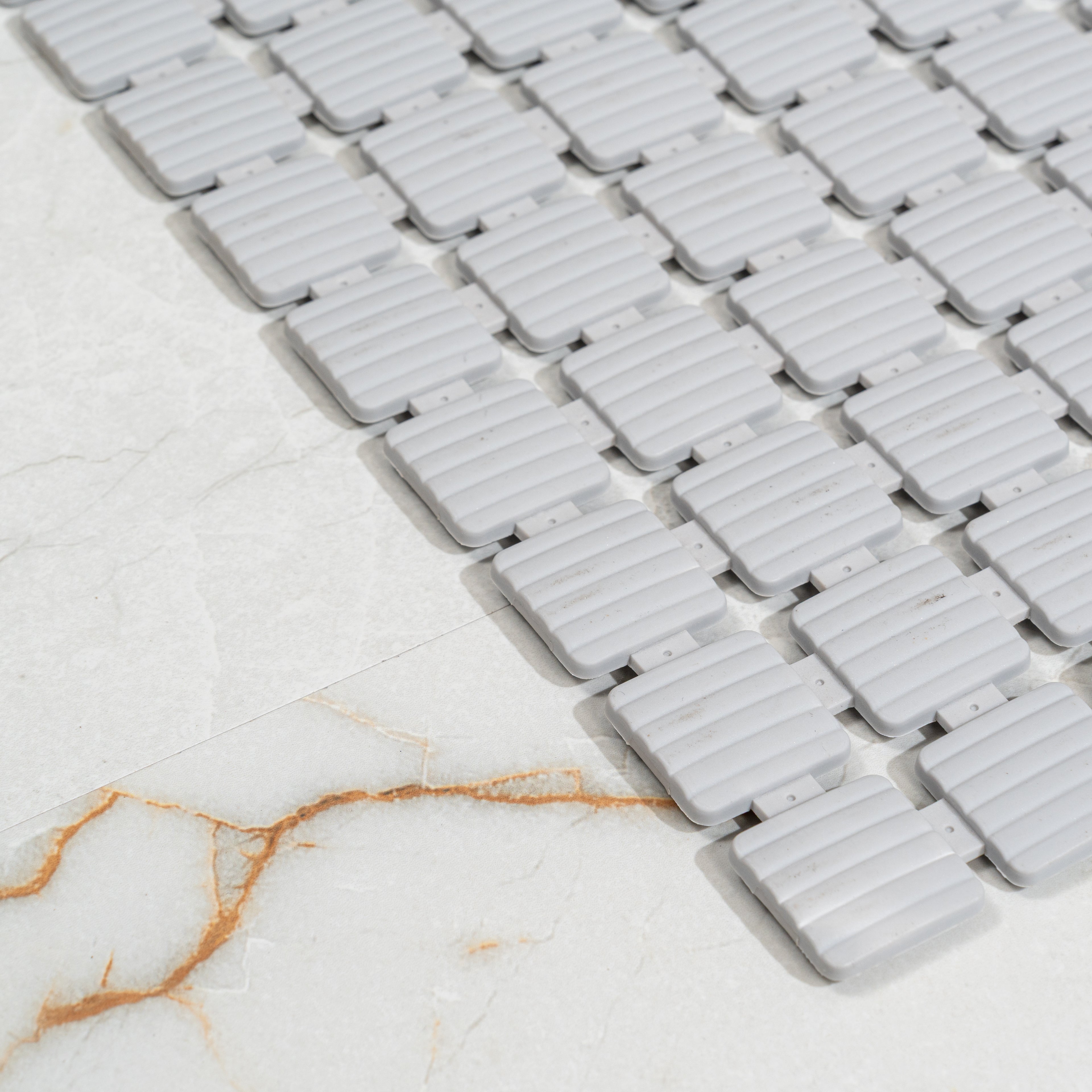 Mizu Anti Slip Shower Mat - Pano