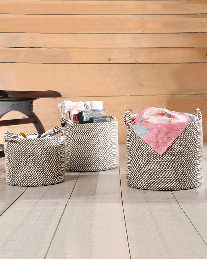 Utility Crest Polypropylene Textured Basket Pano