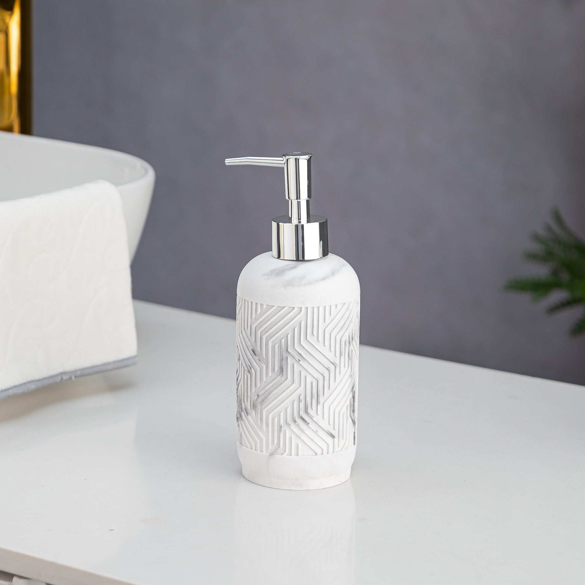 Exclusive Polyresin Soap Dispenser for Handwash for Bathroom White Marble - Pano