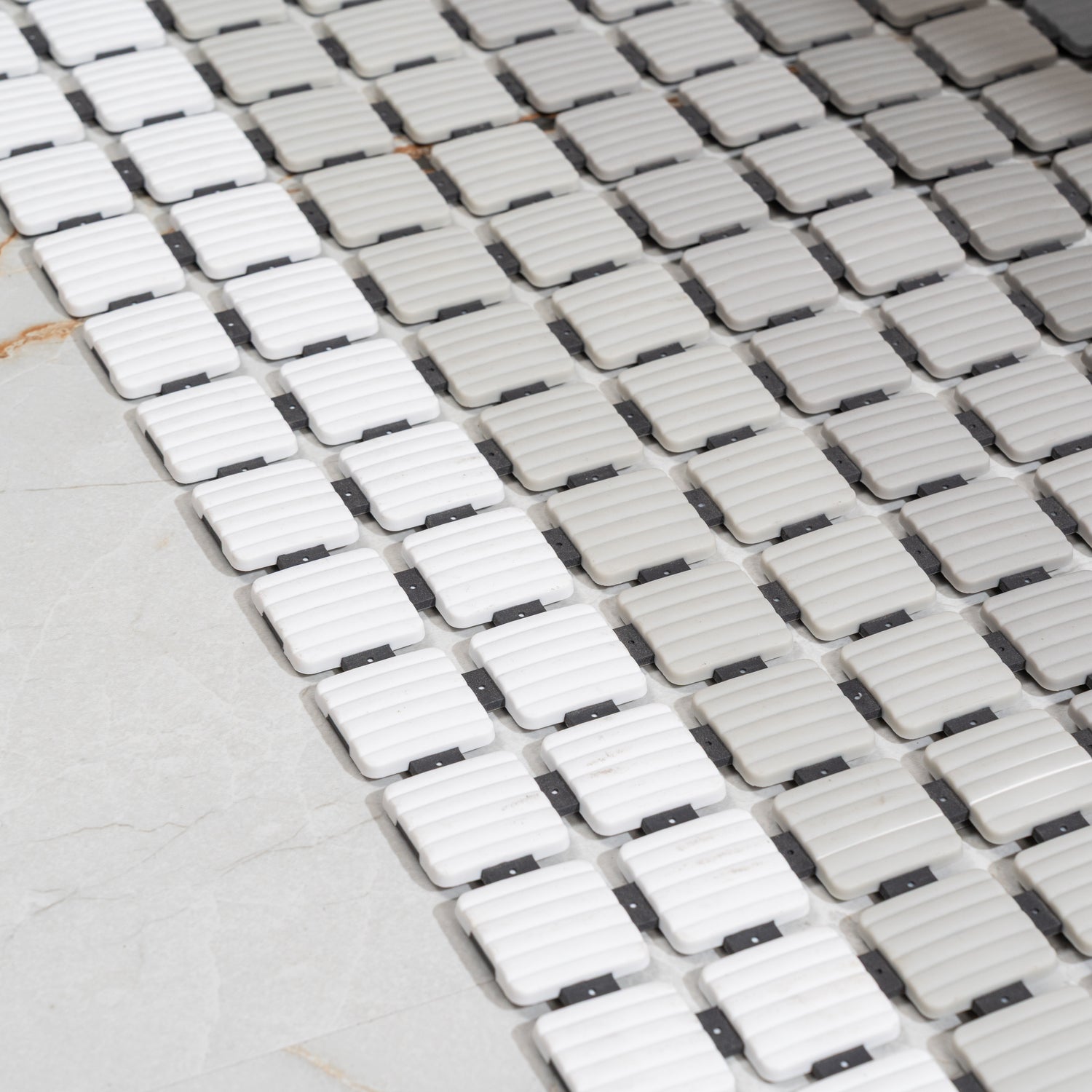 Drippy Anti Slip Shower Mat - Pano