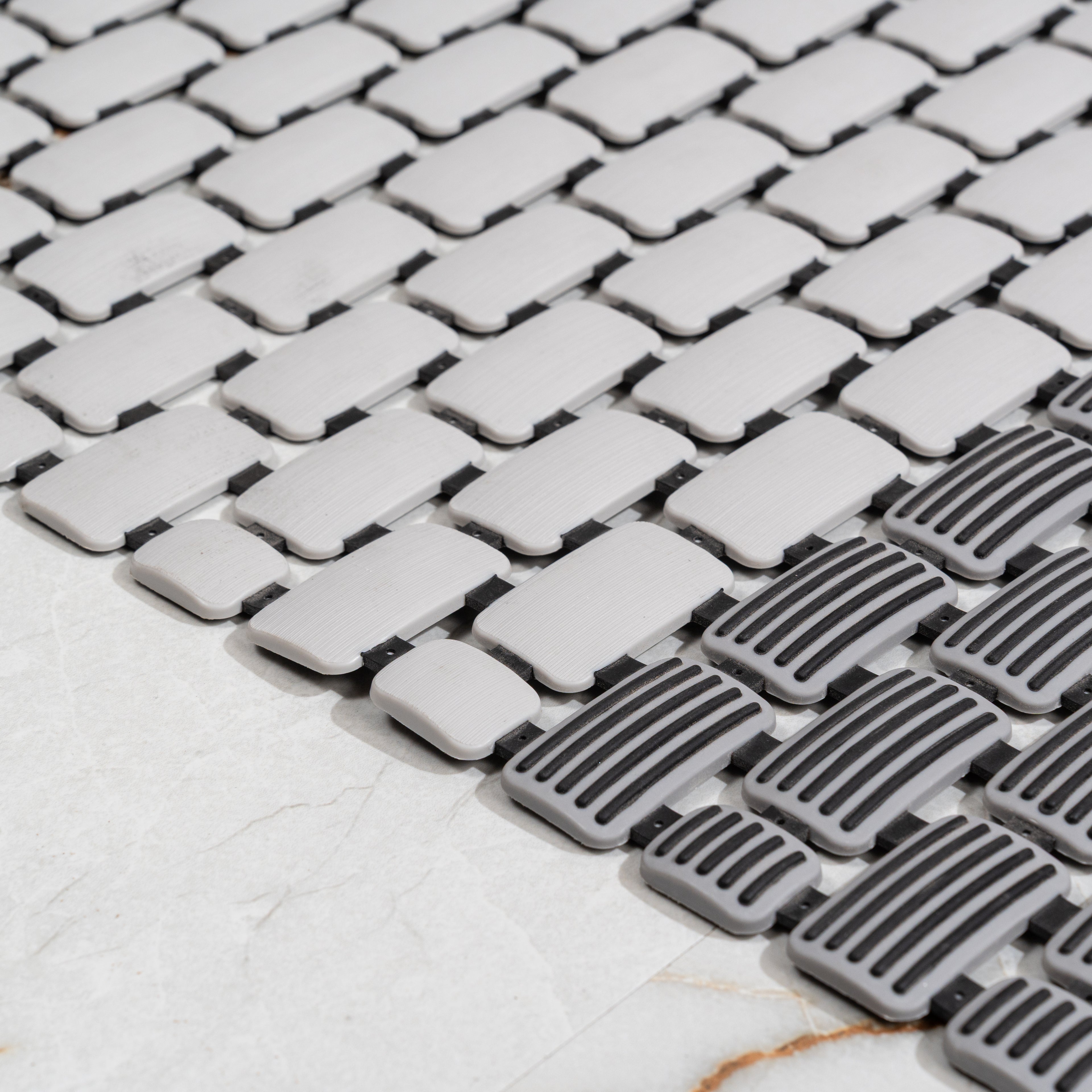 Drizzle Anti Slip Shower Mat - Pano
