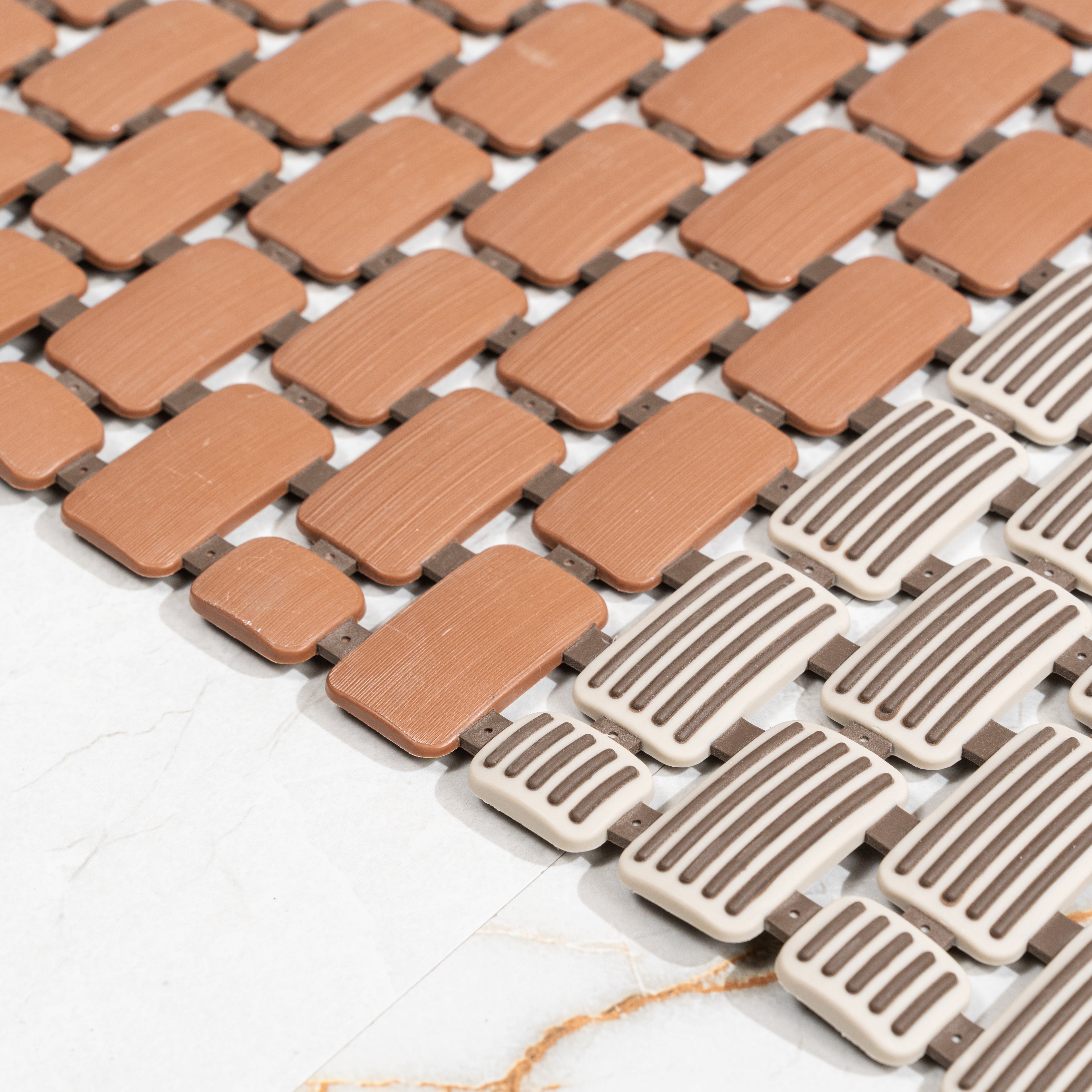 Drizzle Anti Slip Shower Mat - Pano