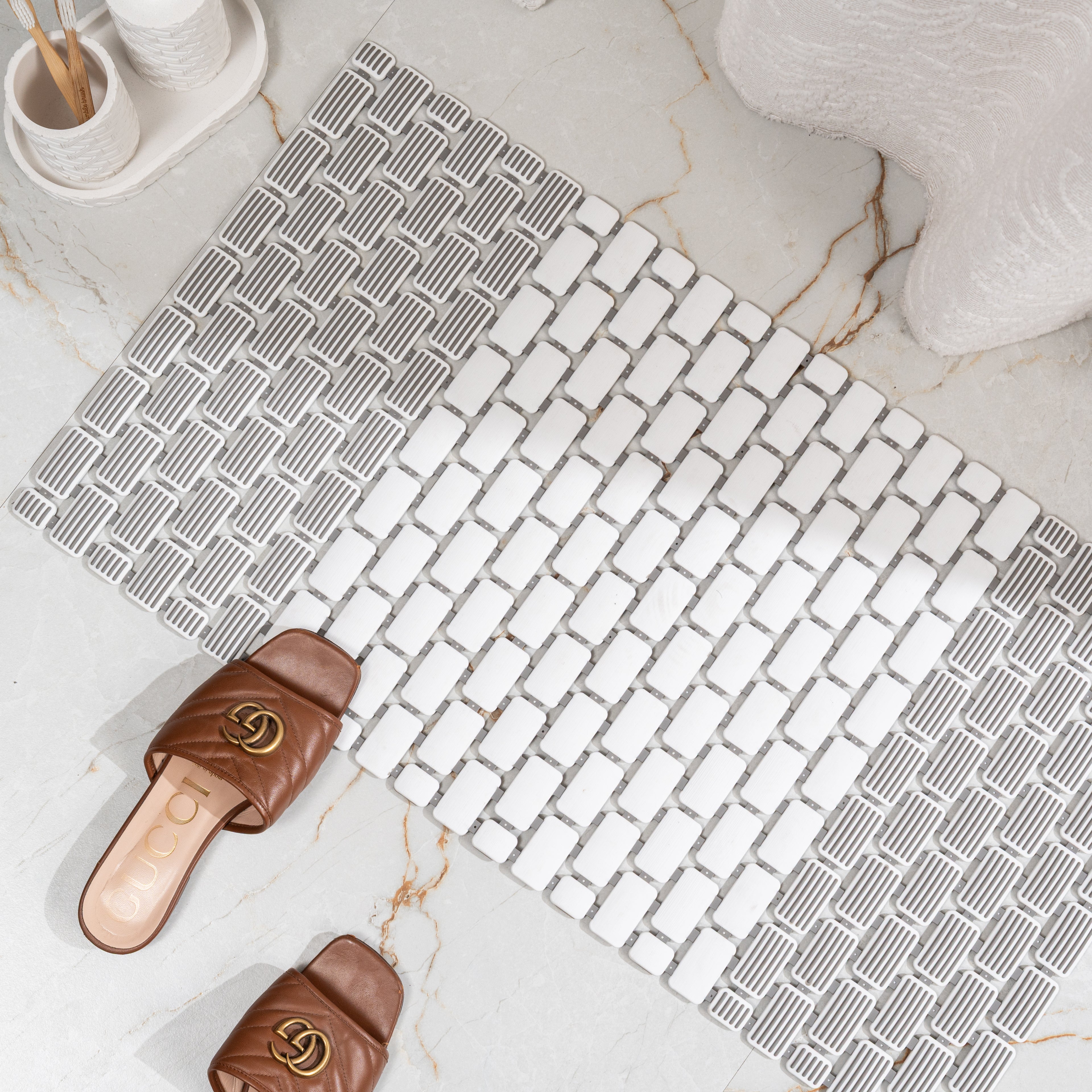 Drizzle Anti Slip Shower Mat - Pano
