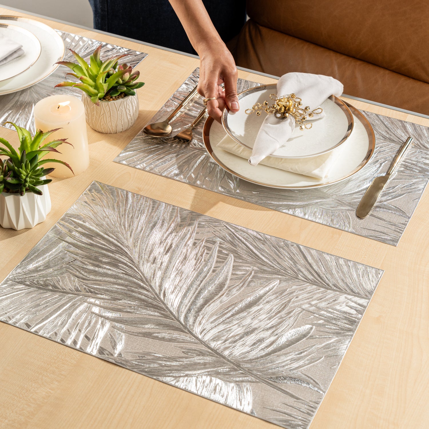 Maison Silver Leaf Set of 6 Table Mat- Pano