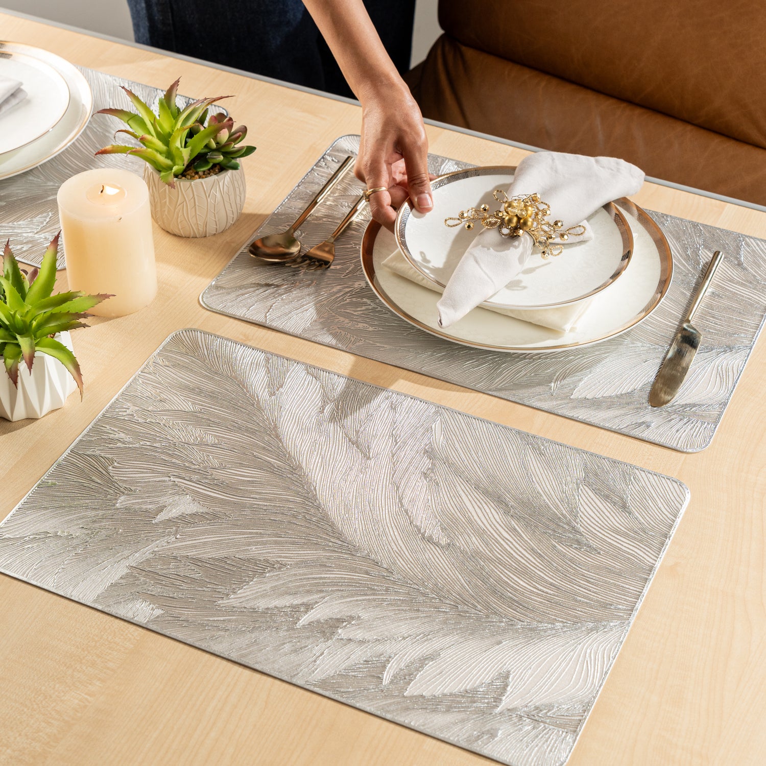 Maison Silver Flower Dining Table Mat Set of 6 - Pano