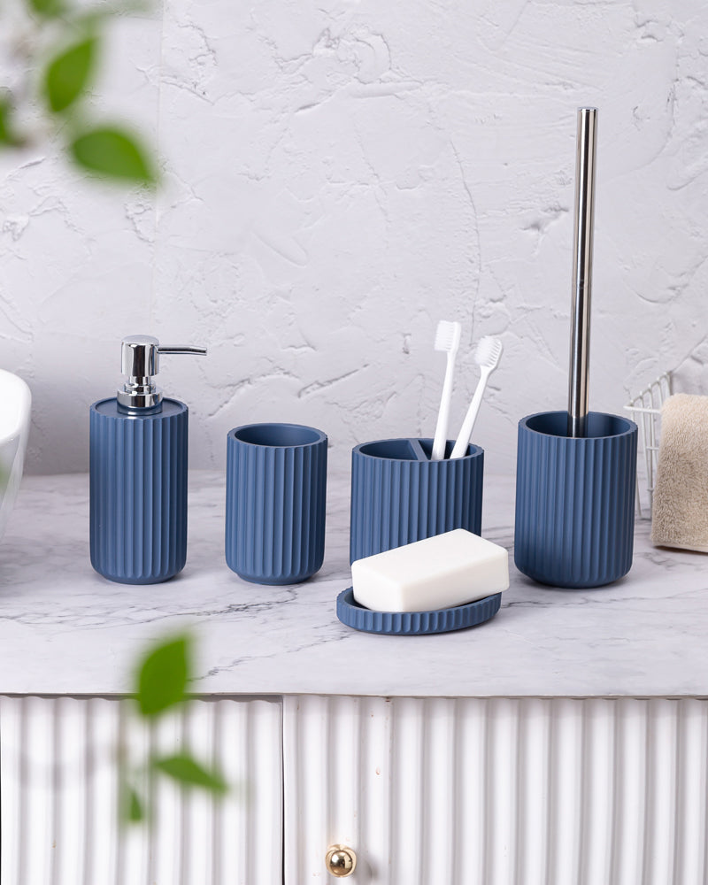 Exclusive Polyresin Bath Decor Bathroom Accessory Set of 4 Pano
