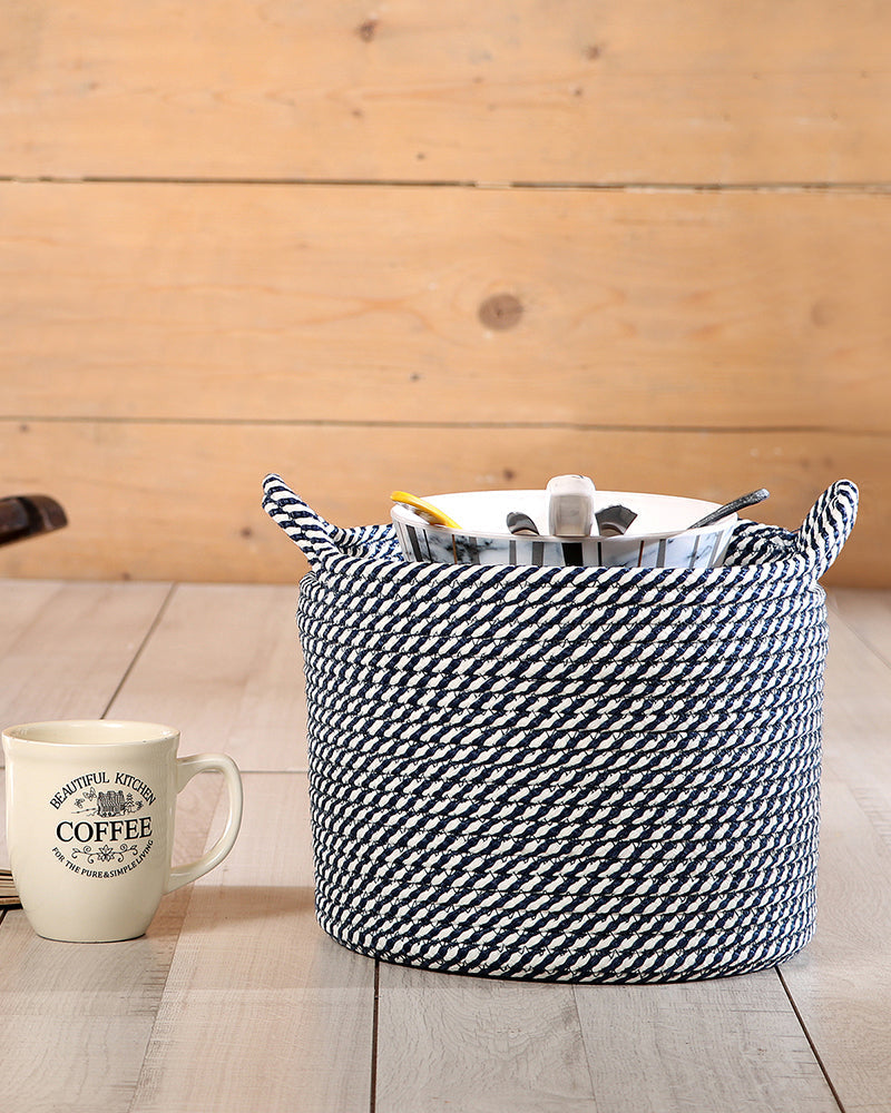 Utility Crest Polypropylene Textured Basket Pano