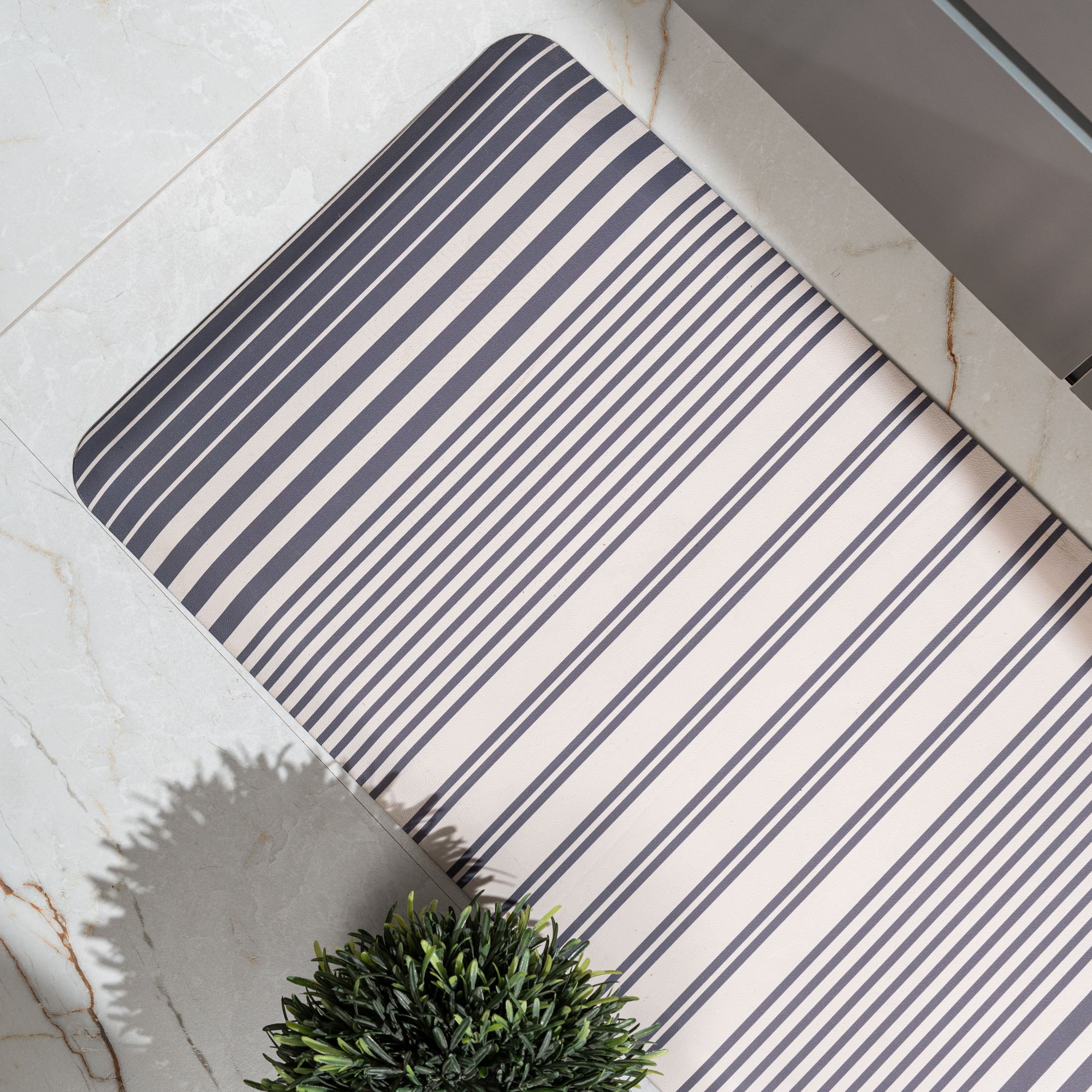 Zest Anti Fatigue Anti Slip Kitchen Mat Grey/White - Pano