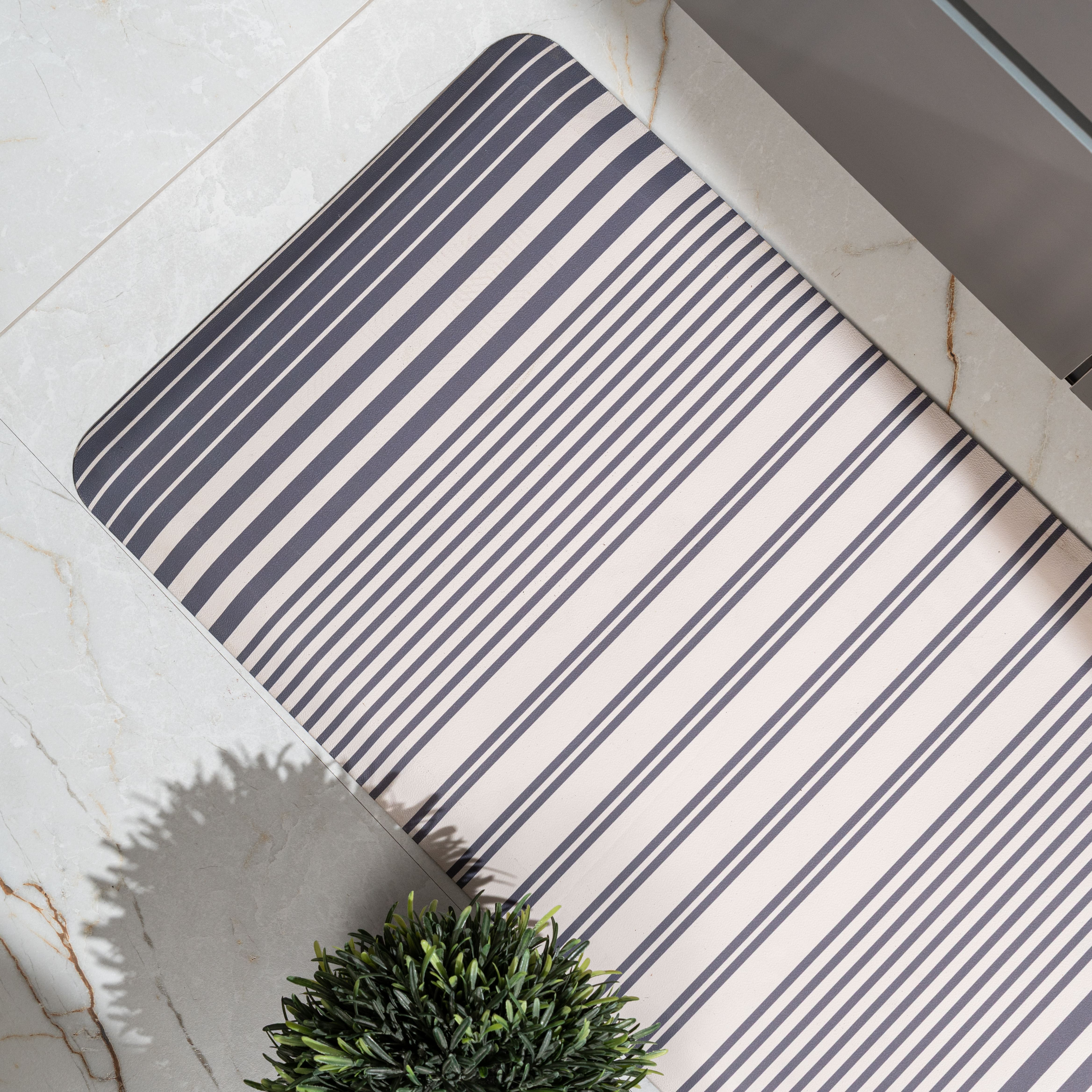 Zest Anti Fatigue Anti Slip Kitchen Mat Grey/White - Pano